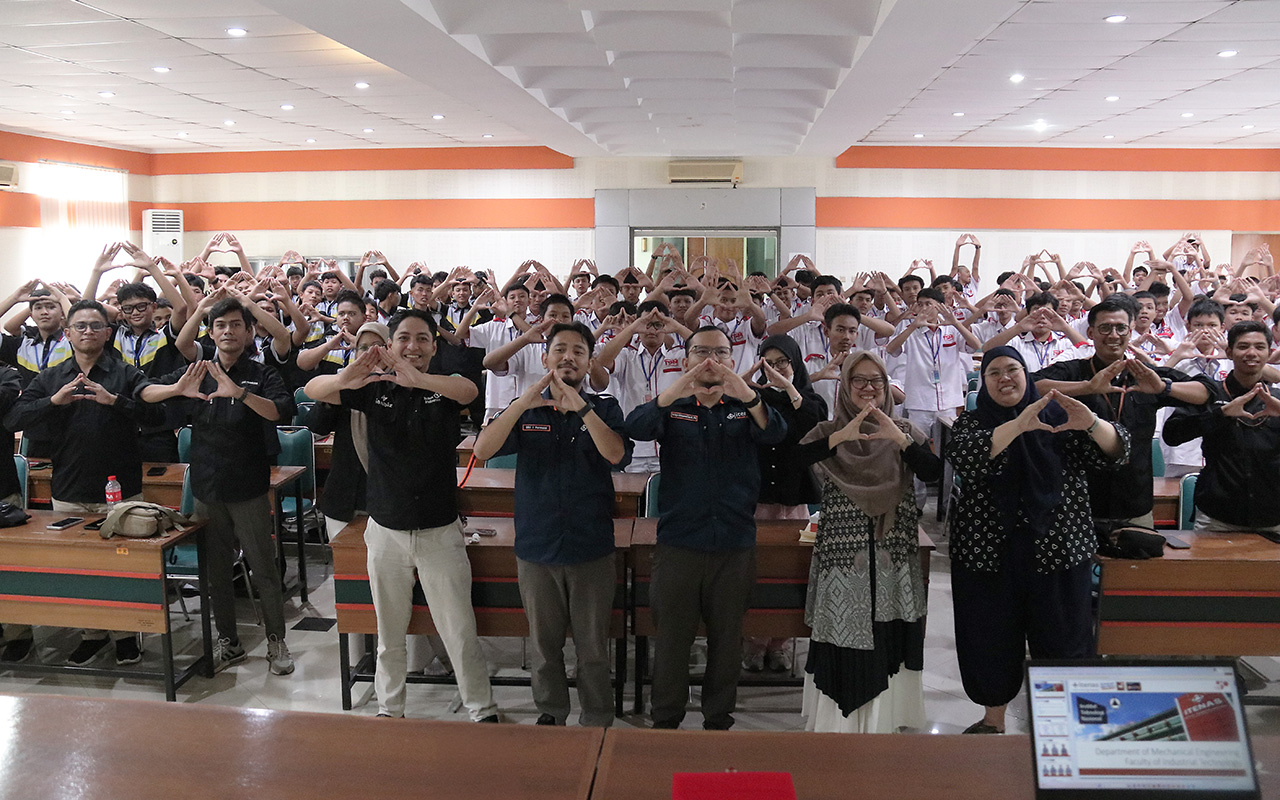 Sambut Siswa SMK Excellent 1 Tangerang, Itenas Kenalkan Keunggulan Akademik dan Fasilitas Laboratorium