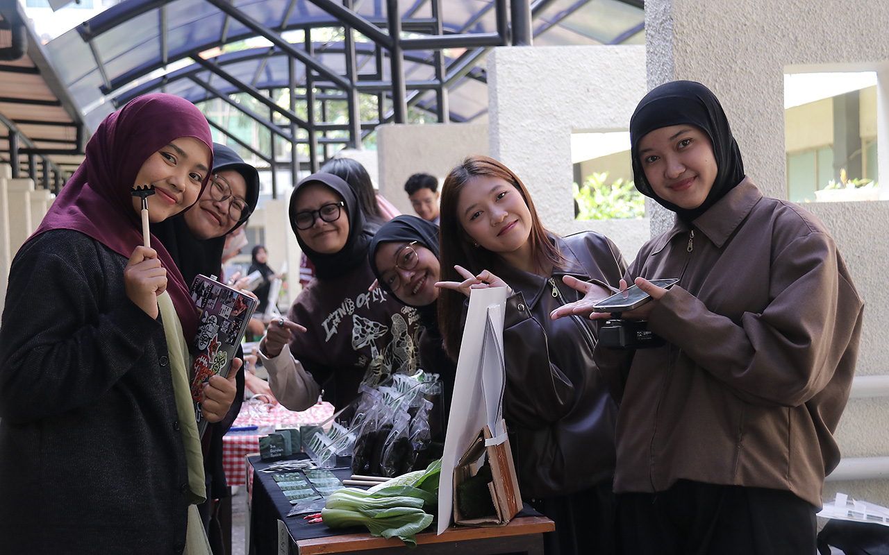 Dari Ruang Kelas ke Dunia Usaha, Hari Kewirausahaan Itenas Hadirkan Beragam Inovasi Mahasiswa