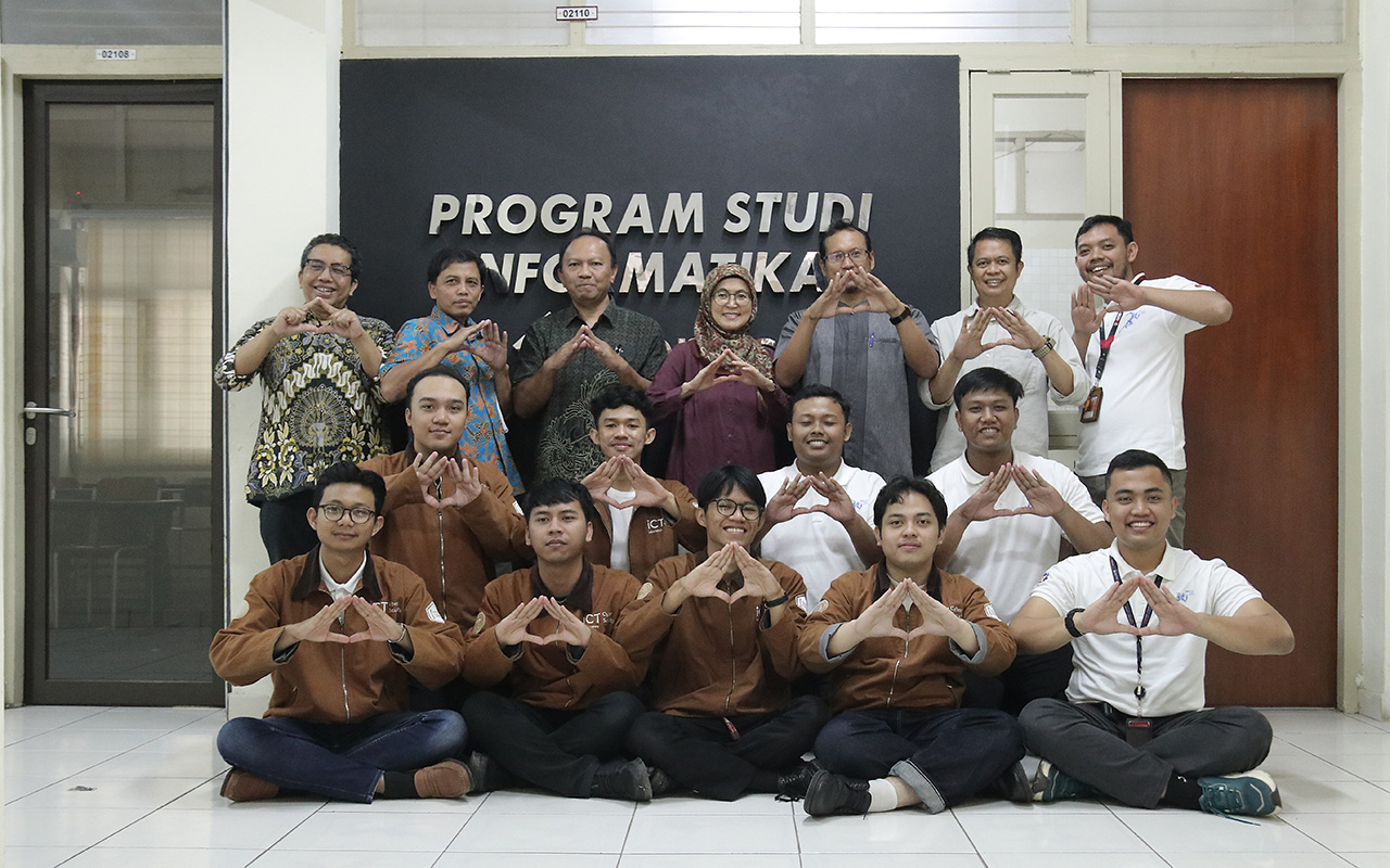 Dari Itenas ke Panggung Dunia: Tim Informatika Itenas Siap Berlaga untuk Huawei ICT Competition Global Finals 2026 di Shenzhen, China