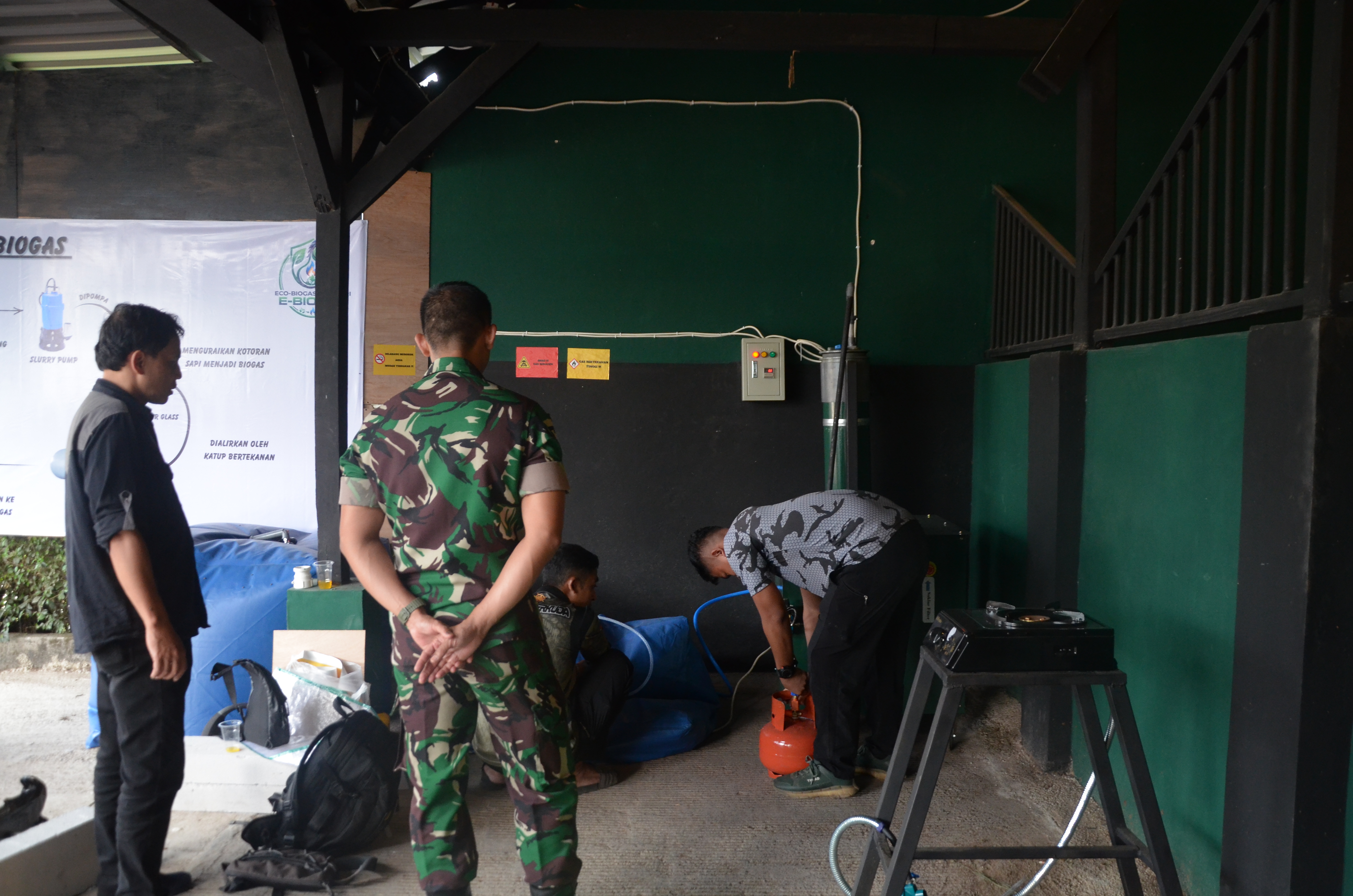 Berita Wujud Nyata Inovasi Hijau, Itenas Bandung Lakukan Pendampingan dan Instalasi BioCNG di Pussenkav TNI AD Bandung