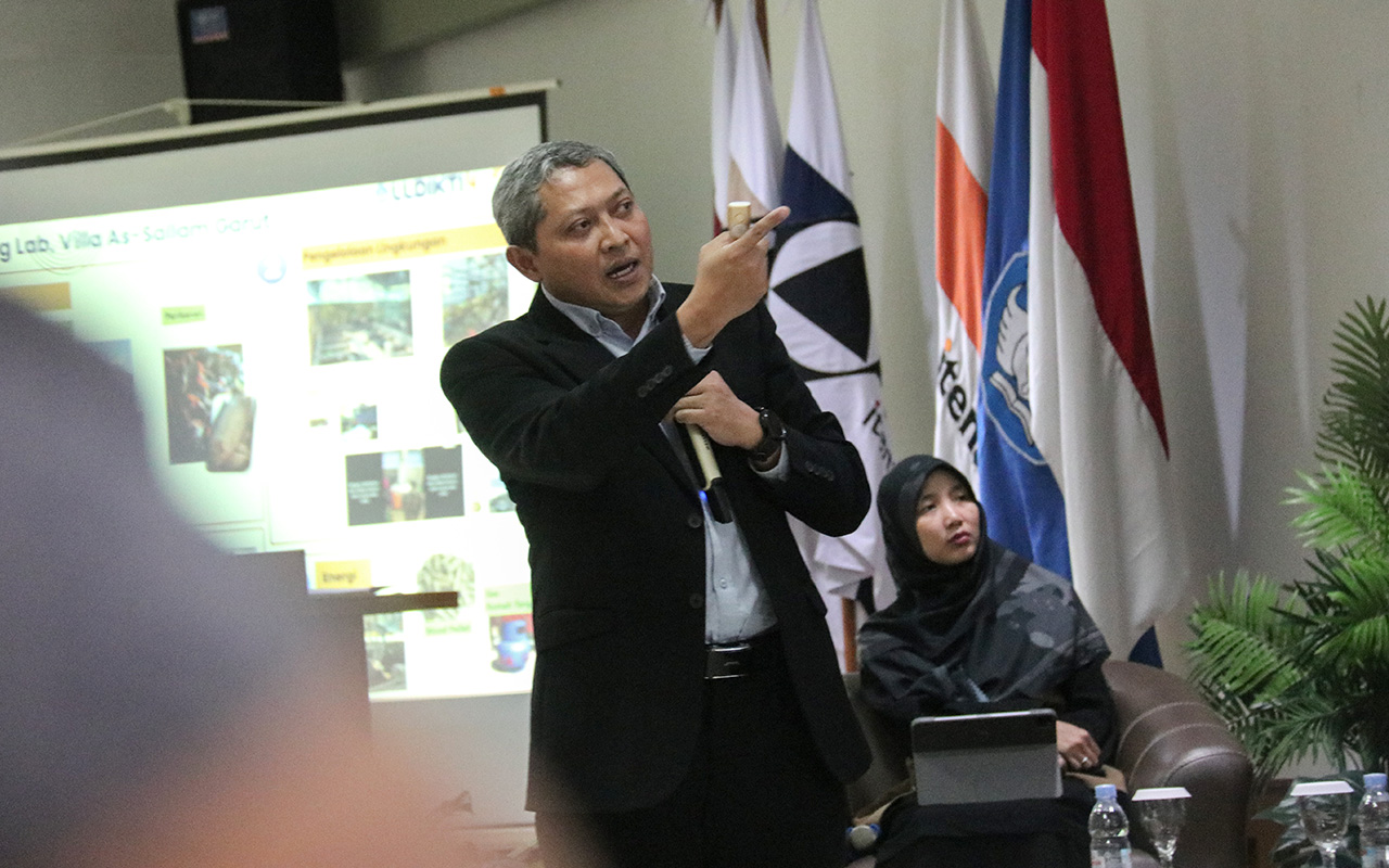 Itenas Gelar Seminar Nasional PKM 2025: Menguatkan Peran Lembaga dalam Pemberdayaan Masyarakat