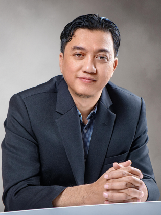 Staf Institut Teknologi Nasional Bandung Program Studi  - Dr.                  SOFYAN TRIANA S.T., M.T.