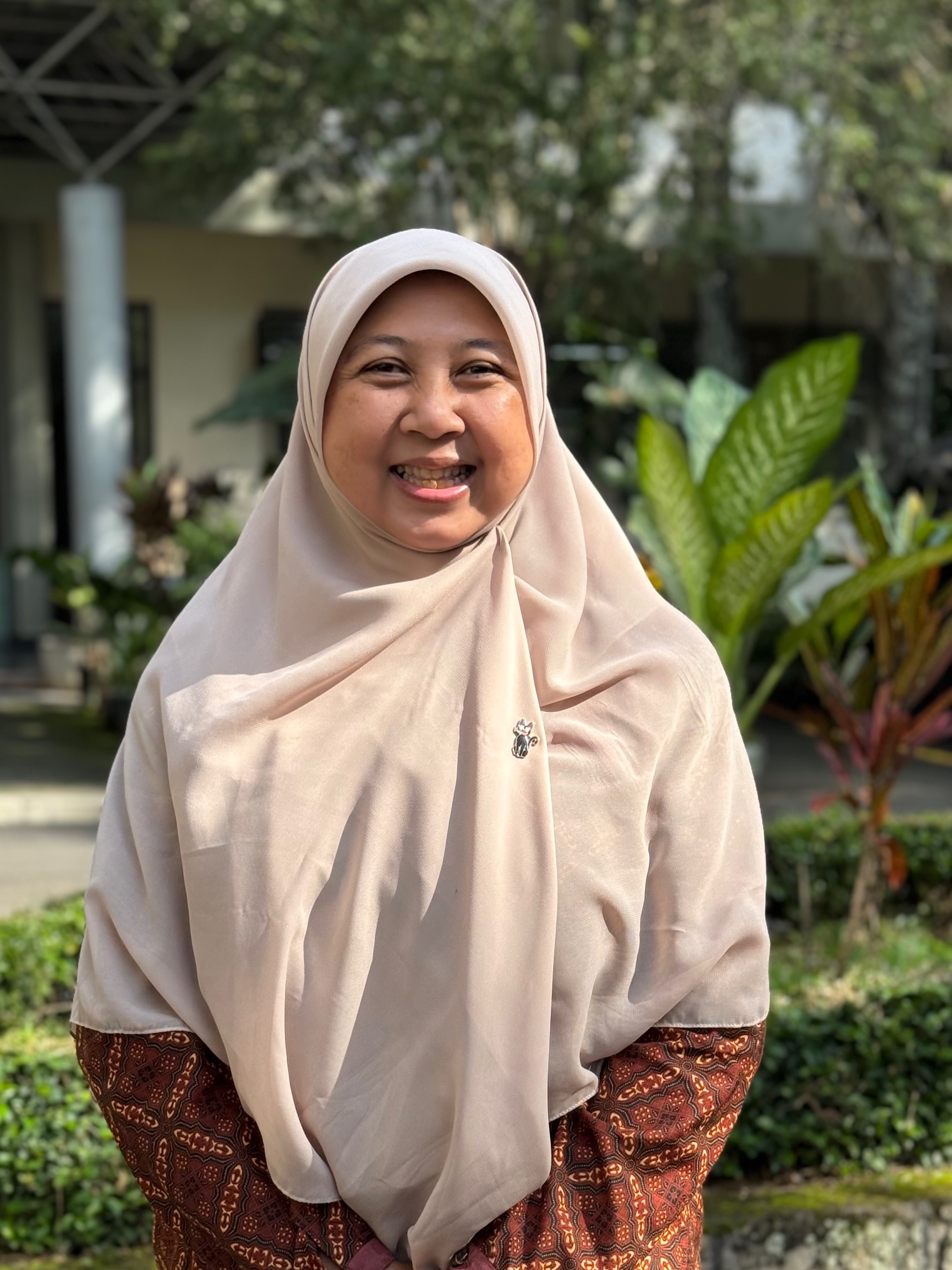 Staf Institut Teknologi Nasional Bandung Program Studi  - DIAN NOOR HANDIANI Dr.rer.nat., S.Si., M.T.