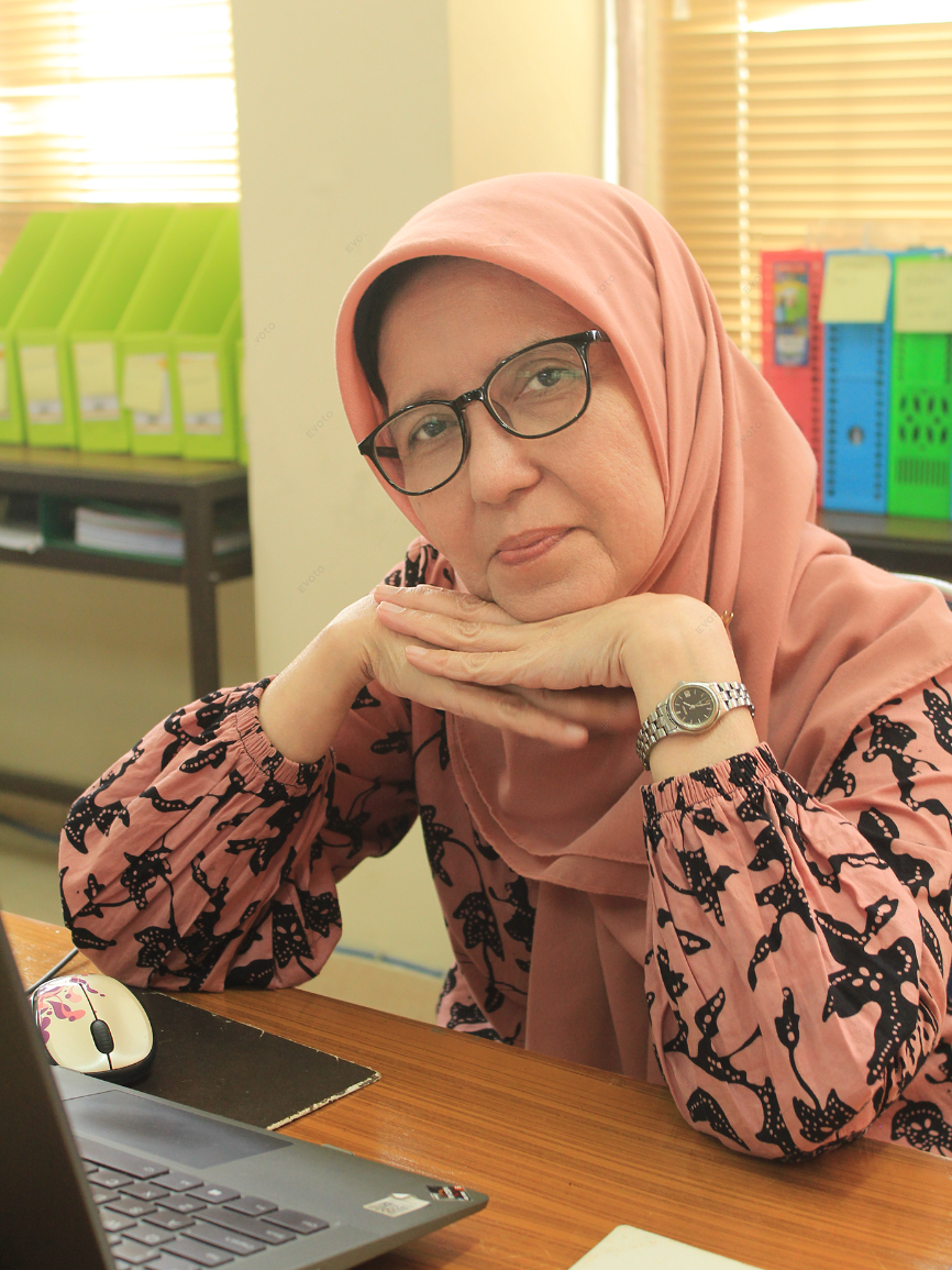 Staf Institut Teknologi Nasional Bandung Program Studi  - Prof. ETIH HARTATI Prof. Dr., Ir., M.T.