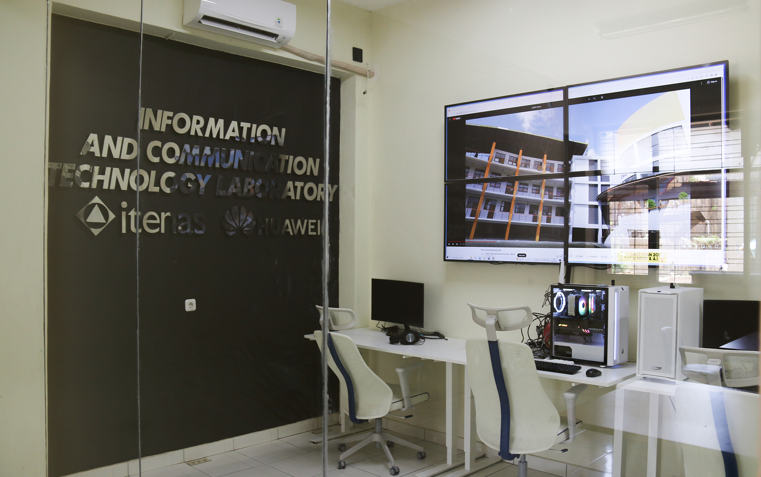 Lab ICT & Cyber Security Itenas