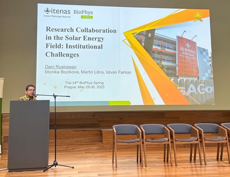 Itenas Bandung Berperan Aktif sebagai Co-Organizer dalam BioPhys Spring 2025 di Czech Republic