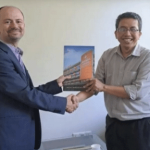 Wakil Rektor Bidang Perencanaan, Inovasi, dan Kerjasama Itenas Bandung mendapatkan gelar  kehormatan “Honorary University Professor” dari MATE Hongaria