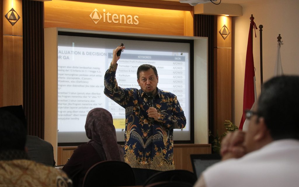 Itenas Gelar Sosialisasi Instrumen Baru LAM Teknik dan Akreditasi IABEE